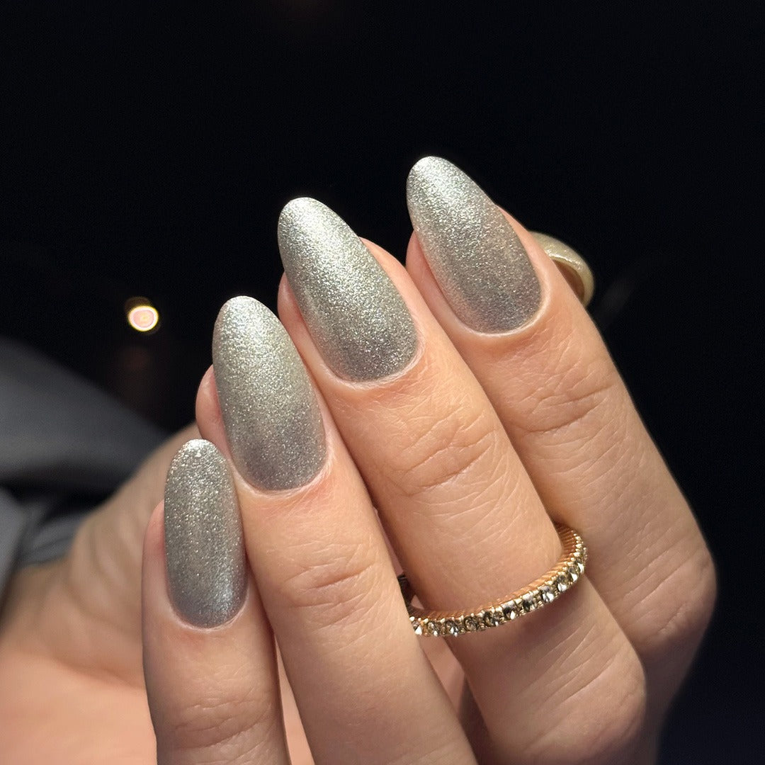 Polish 585 Frozen Snow 10ml